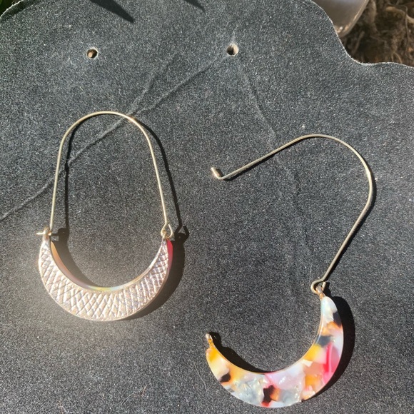 Gorgeous natural tortoise shell earrings - Picture 3 of 8